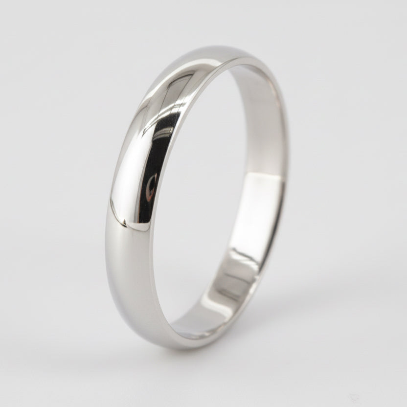 A 3mm width plain platinum band ring with a court shape, displayed on a white background.