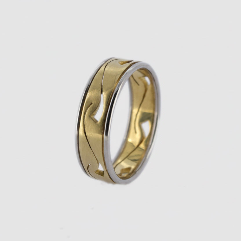18ct Yellow Gold and Platinum Swirl Band