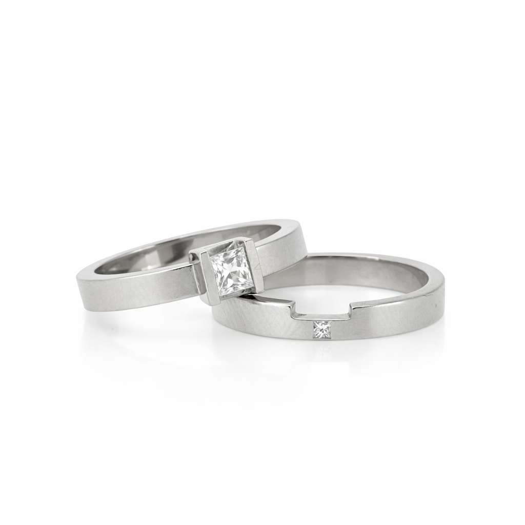 Box Deco Solitaire and Wedding Band