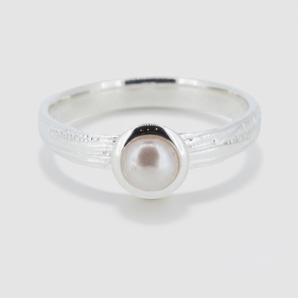 Textured Pearl Ring