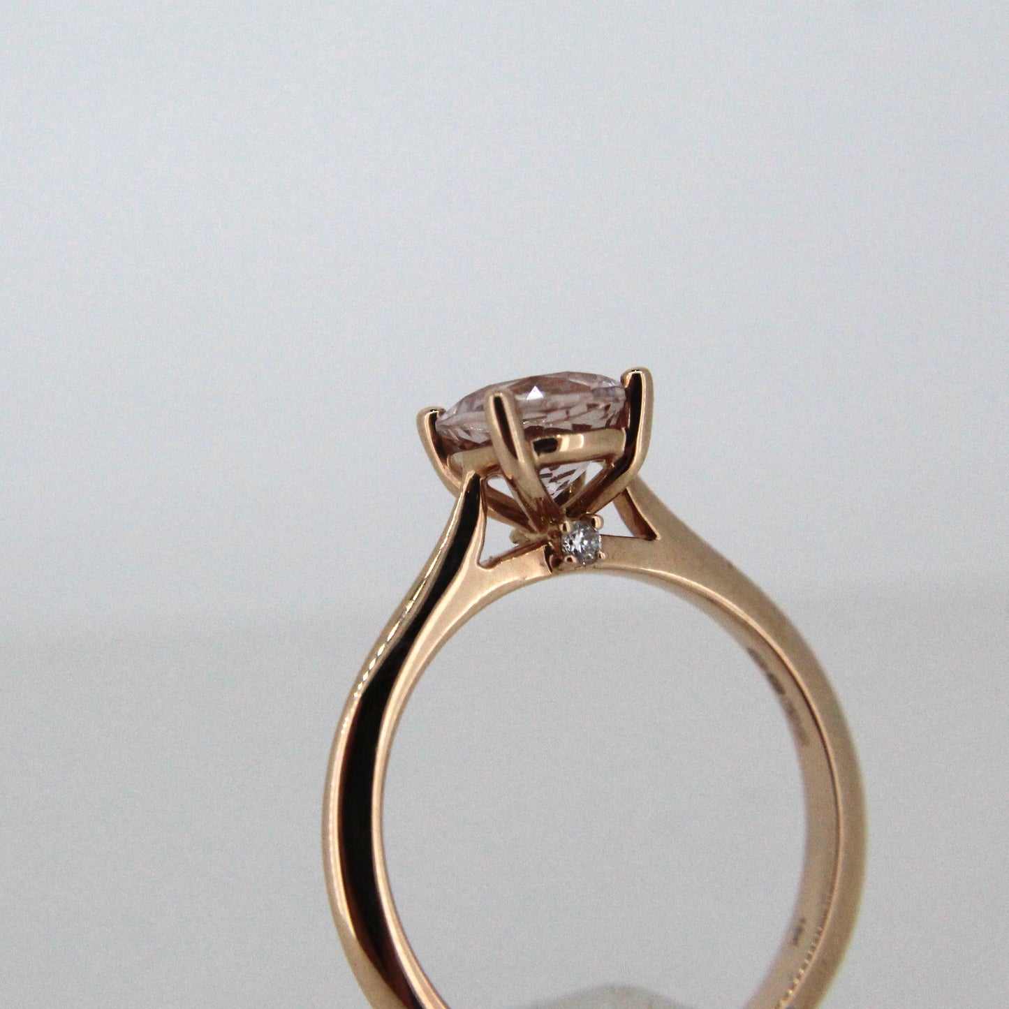 18ct Gold Morganite Solitaire