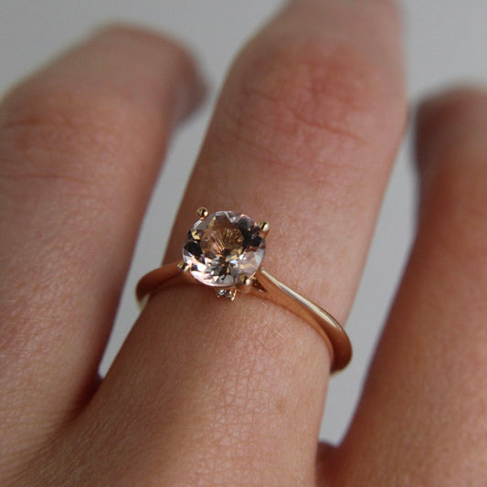 18ct Gold Morganite Solitaire