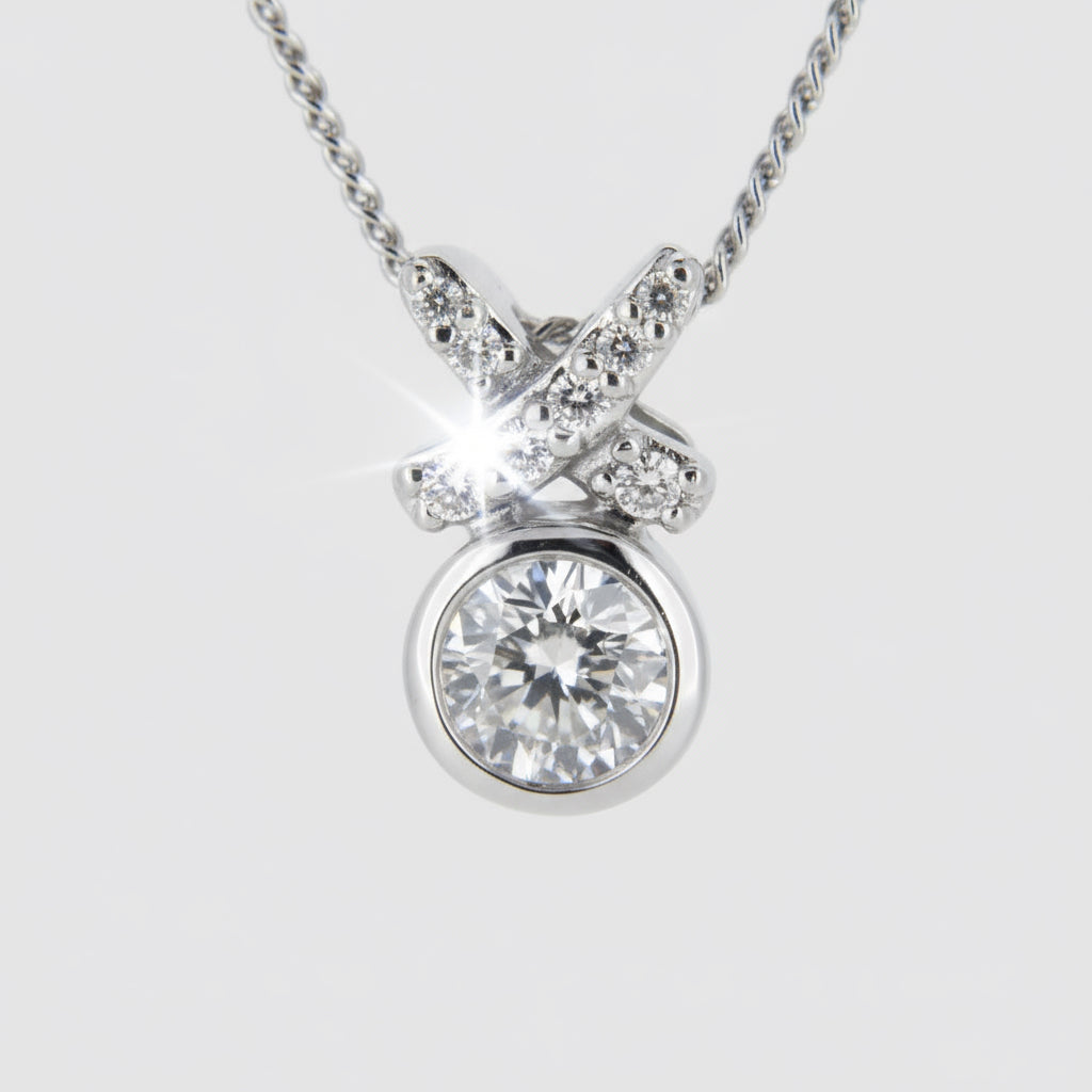 Diamond Kiss Necklace