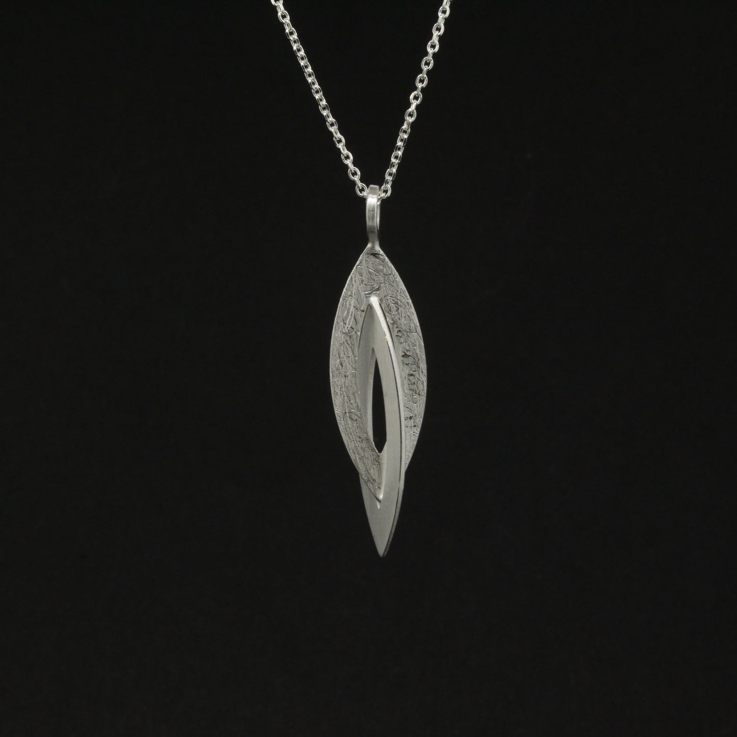 Silver Leaf Link Pendant
