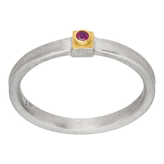 R900 - Silver and Ruby