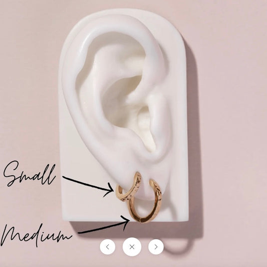 Medium Nomad Huggie Hoops