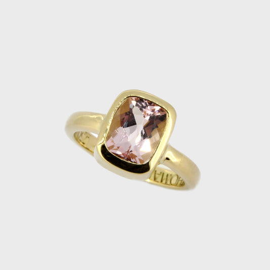 18ct Gold Morganite Ring