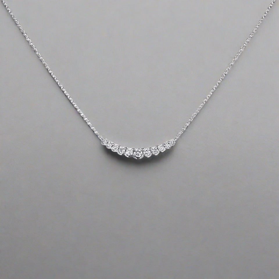 18ct White Gold Diamond Necklace