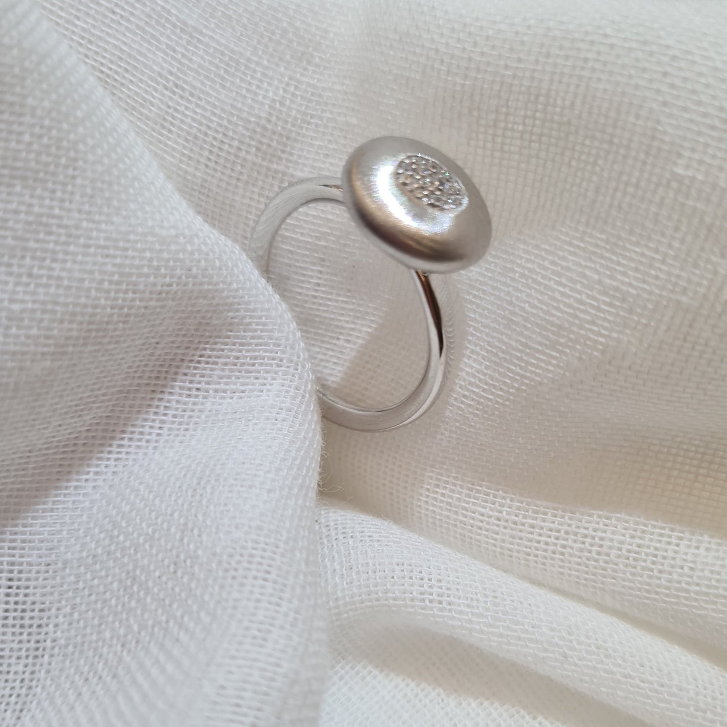 Pebble Ring