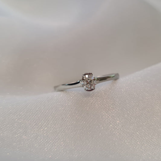 Solitaire Diamond Platinum Engagement Ring