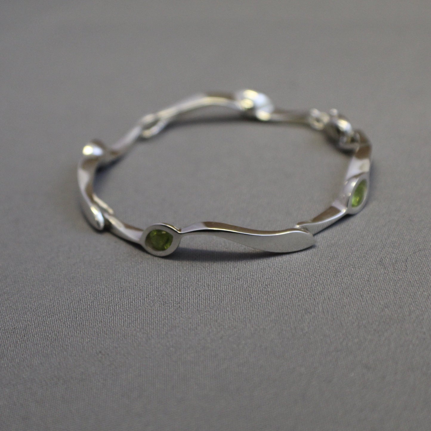 Pod Bracelet