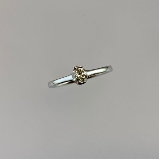 Solitaire Diamond Platinum Engagement Ring