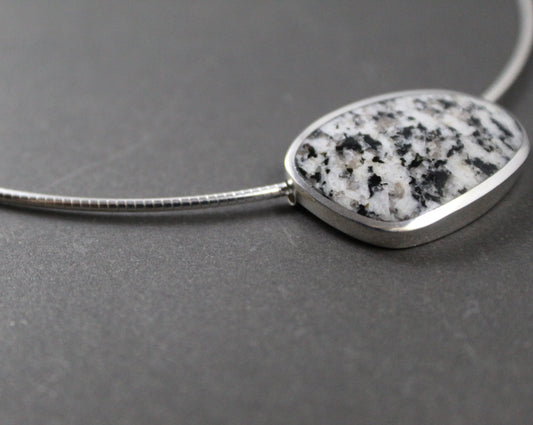 Donegal Granite Round Necklet