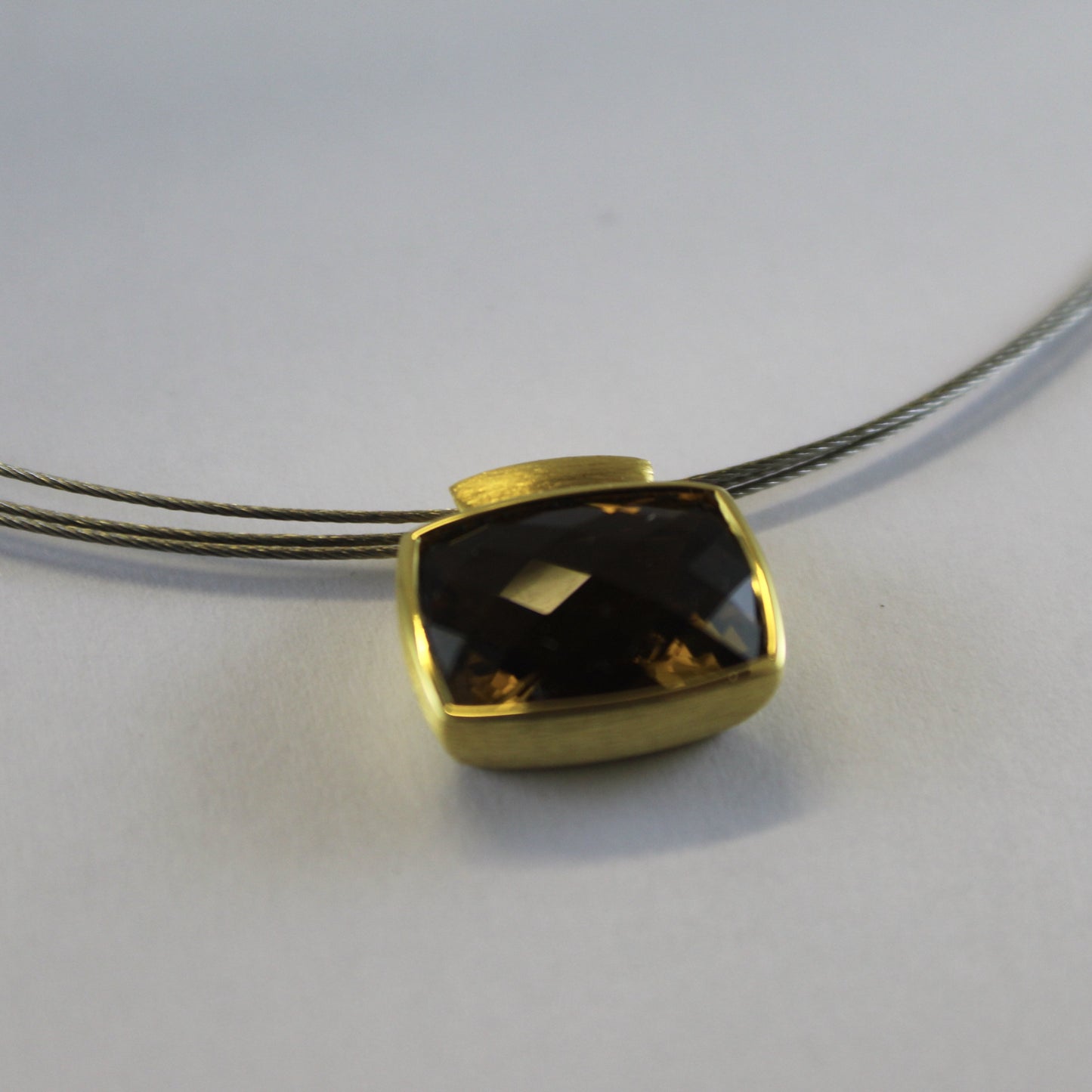 Whiskey Quartz Necklet