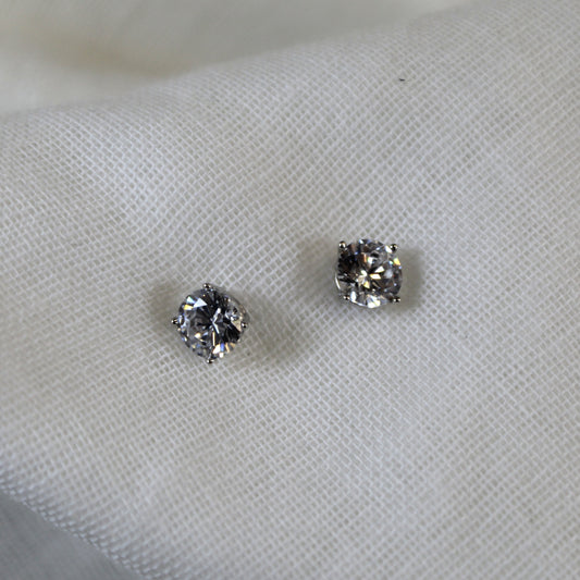 Round 5mm CZ Studs