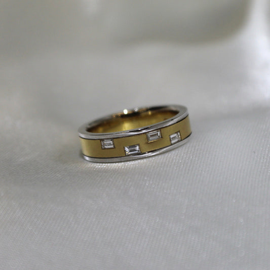 Gold Diamond Ring