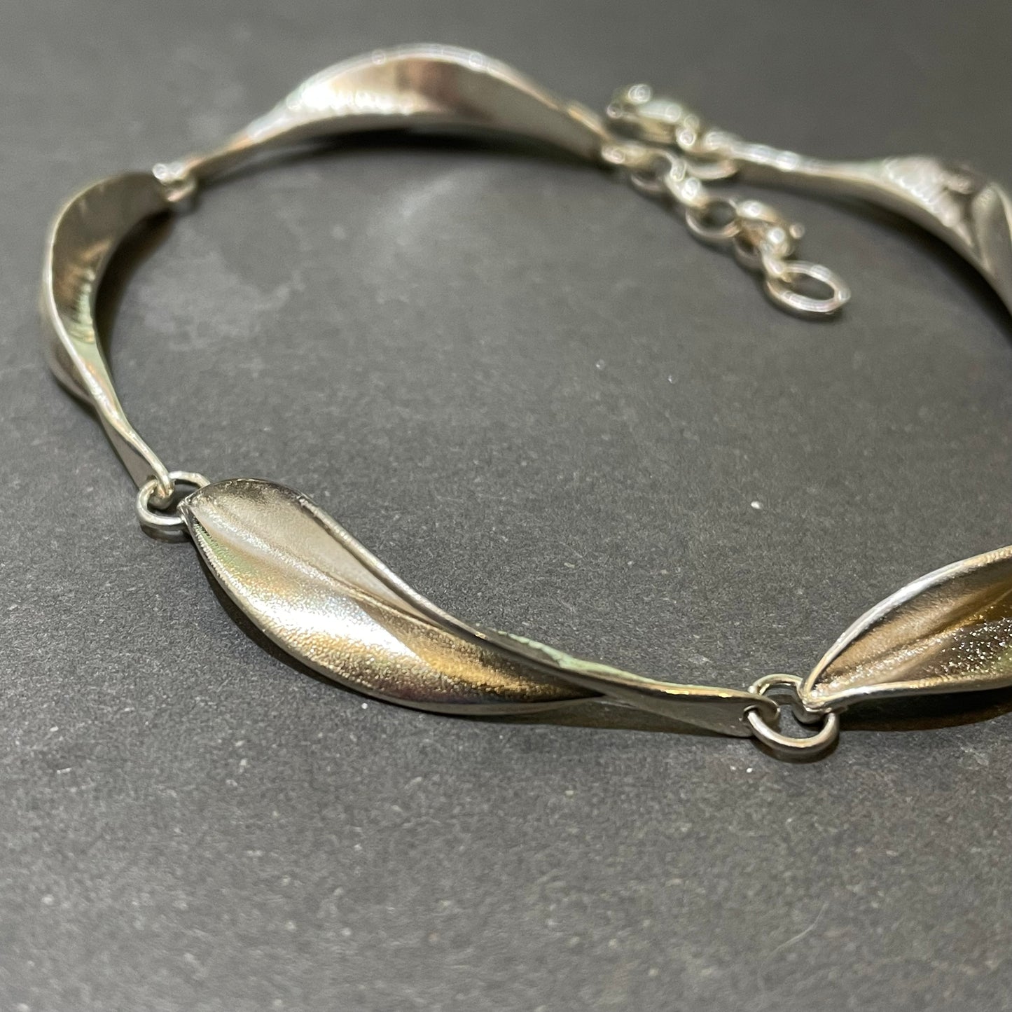 Leaf Link Bracelet