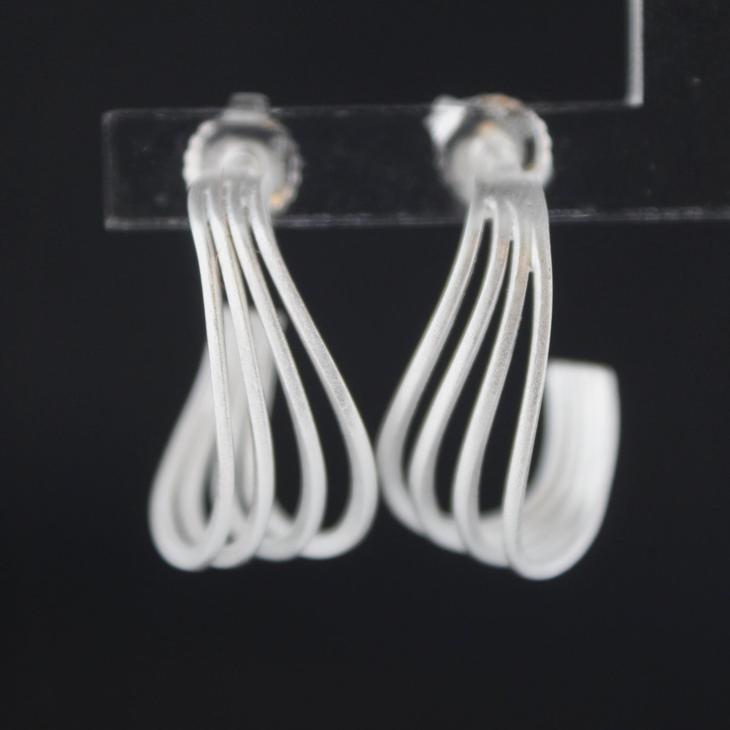 Illusion Hoops