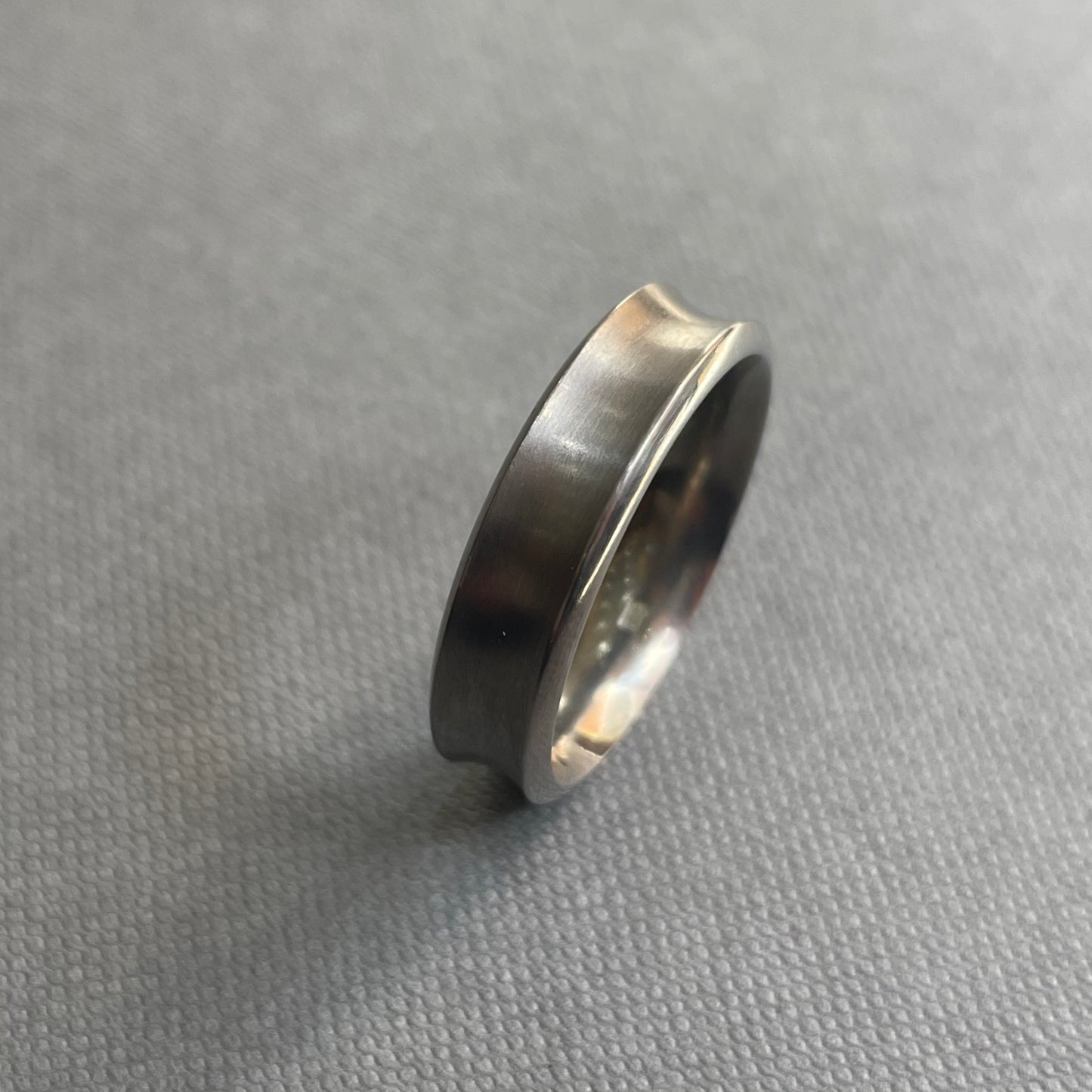 Concave Ring