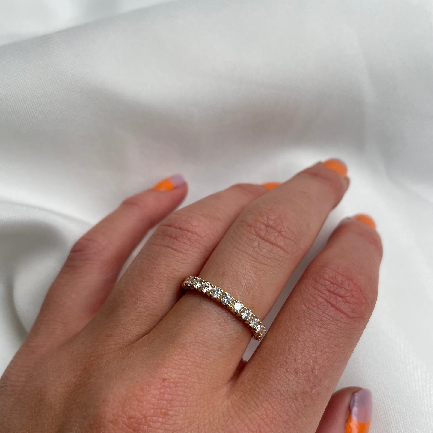 18ct Gold Diamond Band