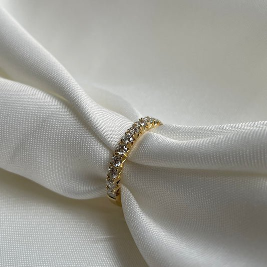 18ct Gold Diamond Band