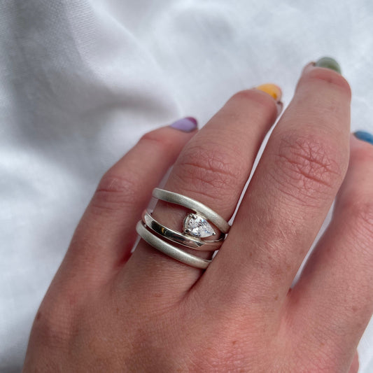 Flo Ring