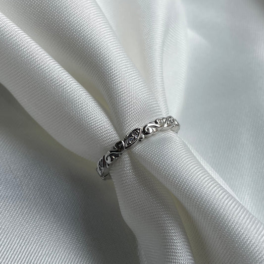 Diamond Swirl Band