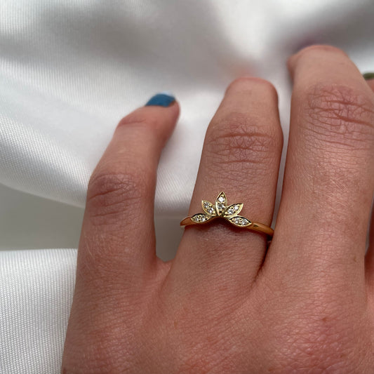 Petal Flower Stone Set Shaped Wedding Band