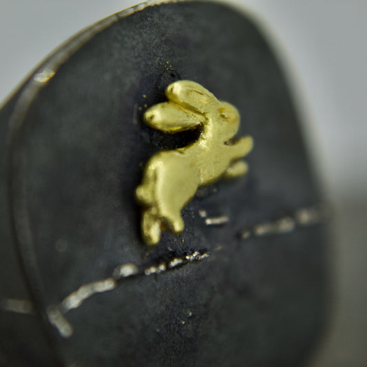 'Sandguss Hase' - Sandcast Rabbit Signet Ring