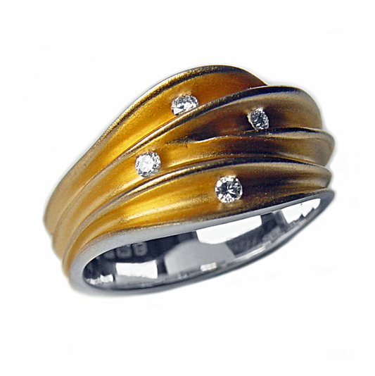 Quad Diamond Shell Ring