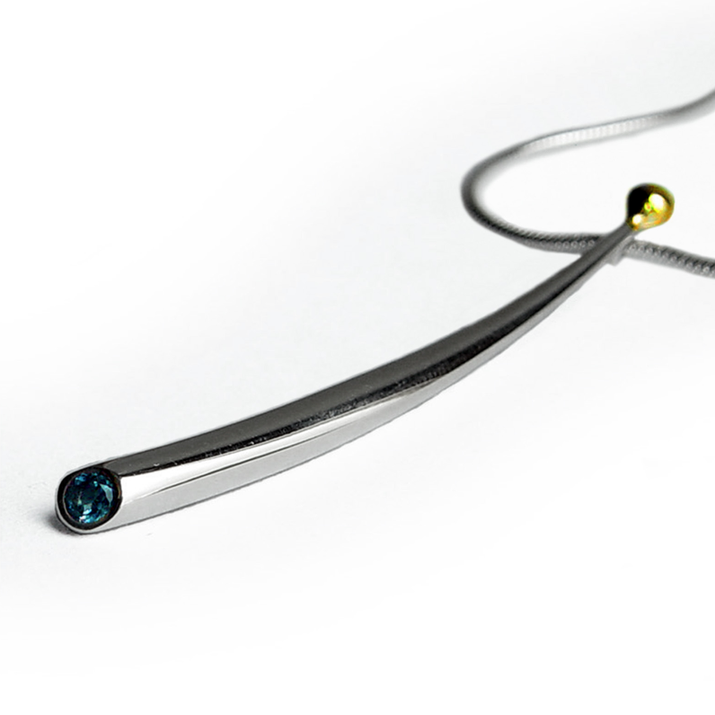 Curved Wiggle Pendant Long