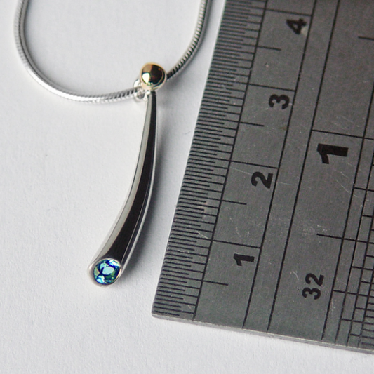Small Wiggle Pendant