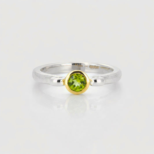 Thomas Classic Moroccan Swirl Peridot Ring