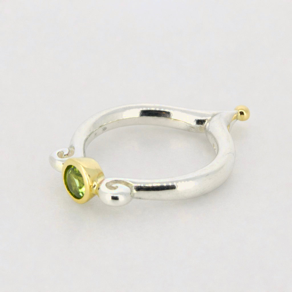 Thomas Classic Moroccan Swirl Peridot Ring