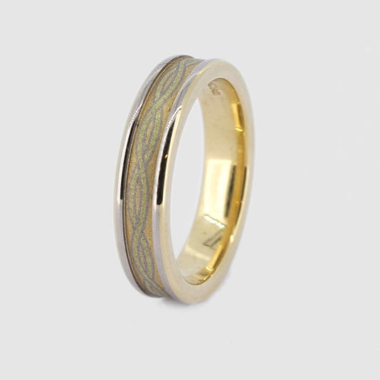18ct Yellow Gold Matte Patterned Ring