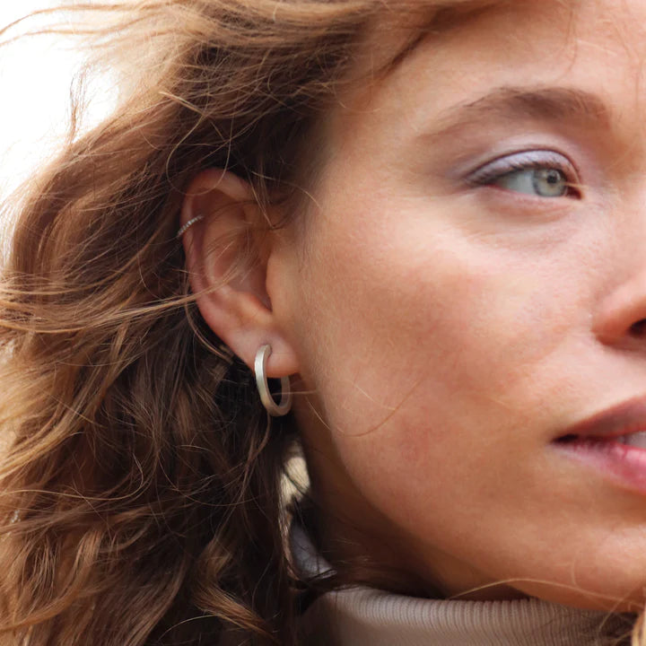 Silver Square 'ON AND ON' Hoop Earrings