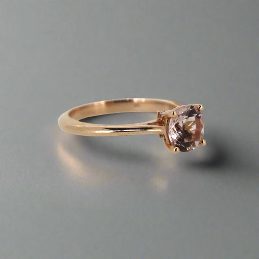 18ct Gold Morganite Solitaire