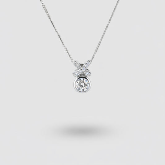 Diamond Kiss Necklace