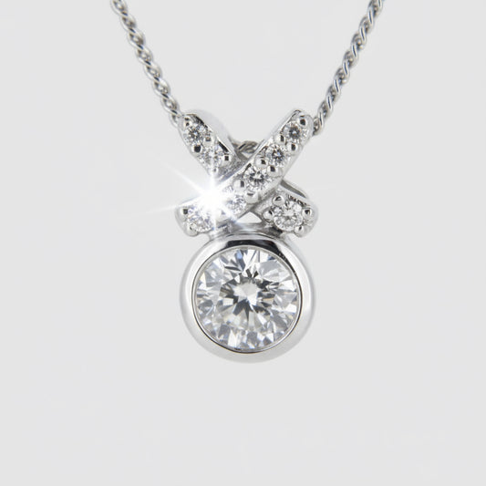 Diamond Kiss Necklace