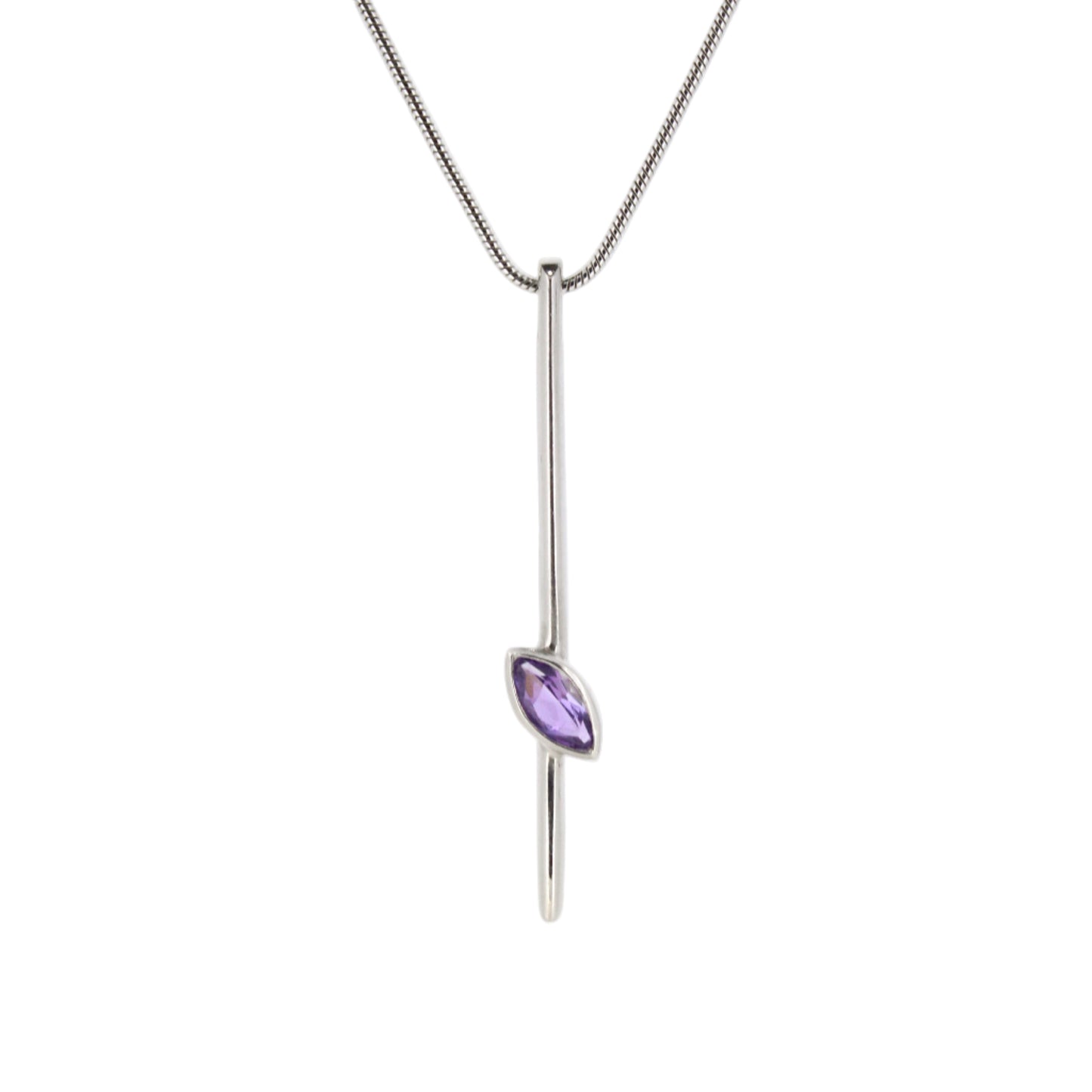 18ct White Gold & Amethyst Pendant