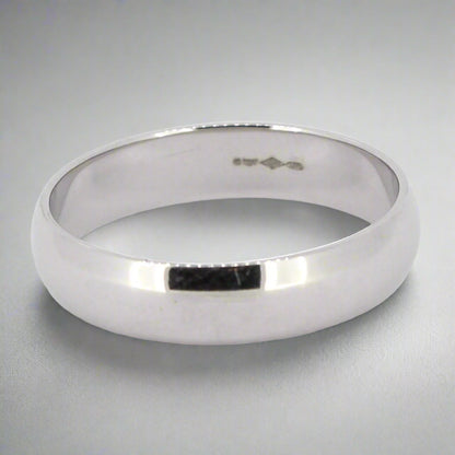 18ct White Gold Plain Mens Wedding Ring