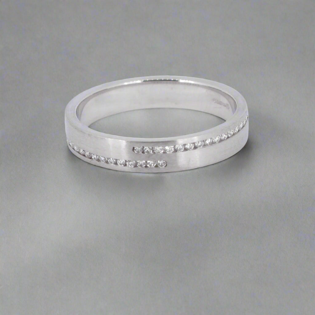 White Gold and Diamond Metropolitan Eternity