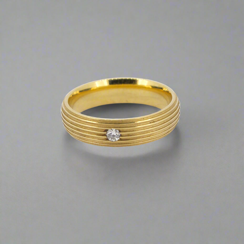 18ct Yellow Gold Diamond Ring