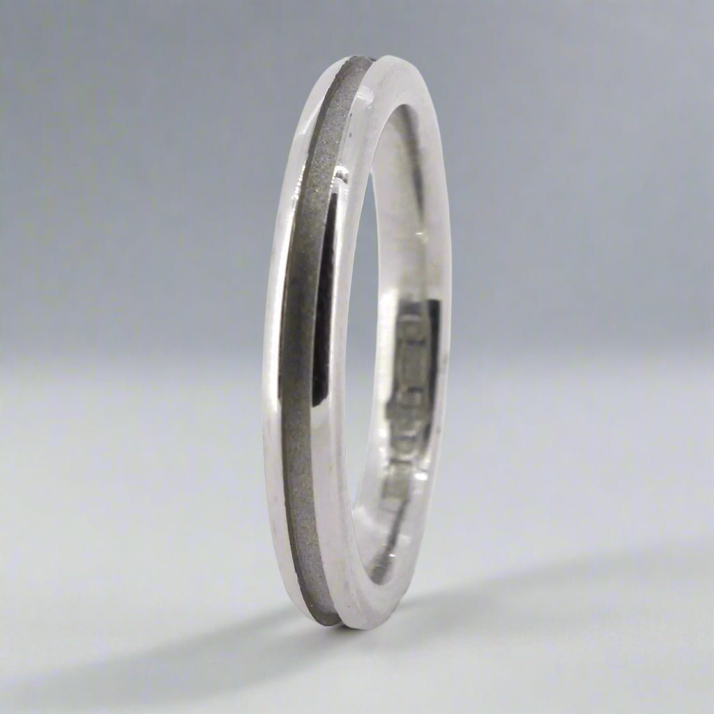 Platinum Etched Wedding Band