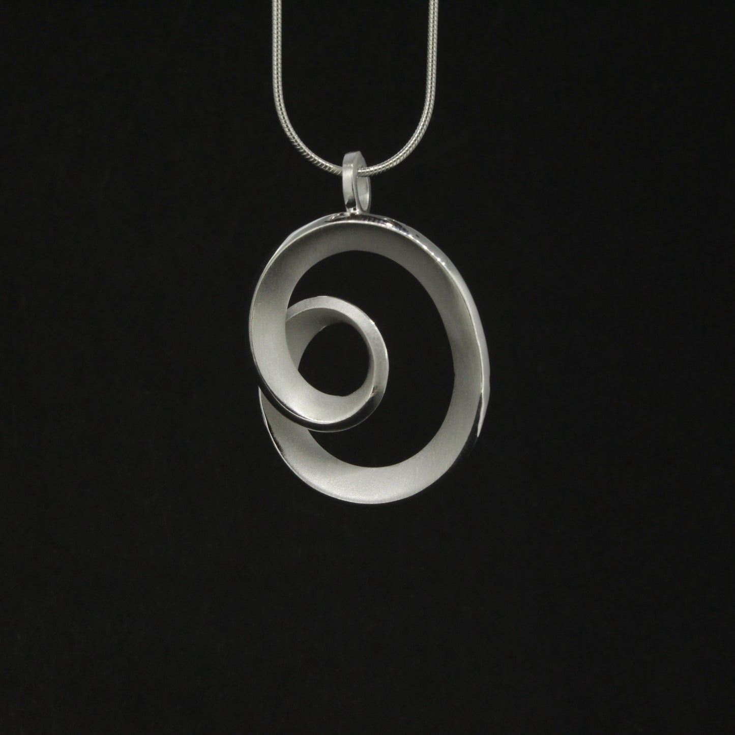 Silver Medium Twisting Pendant