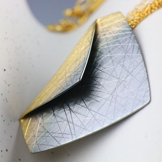 Fold Necklace