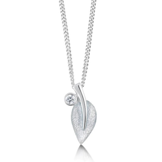 Rowan Single Leaf Pendant Necklace