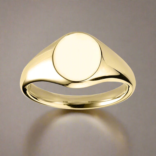 9ct Yellow Gold Heavy Signet Ring