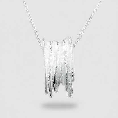 Wood Texture Pendant