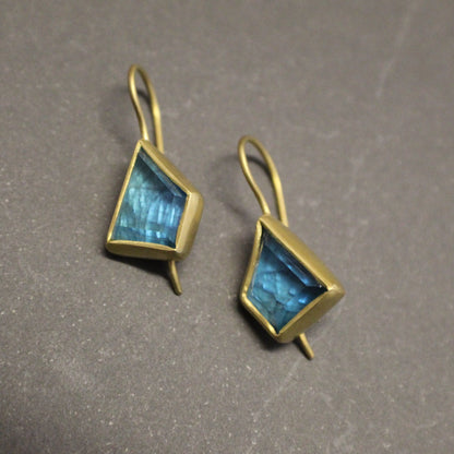 Apatite Short Drop Earrings